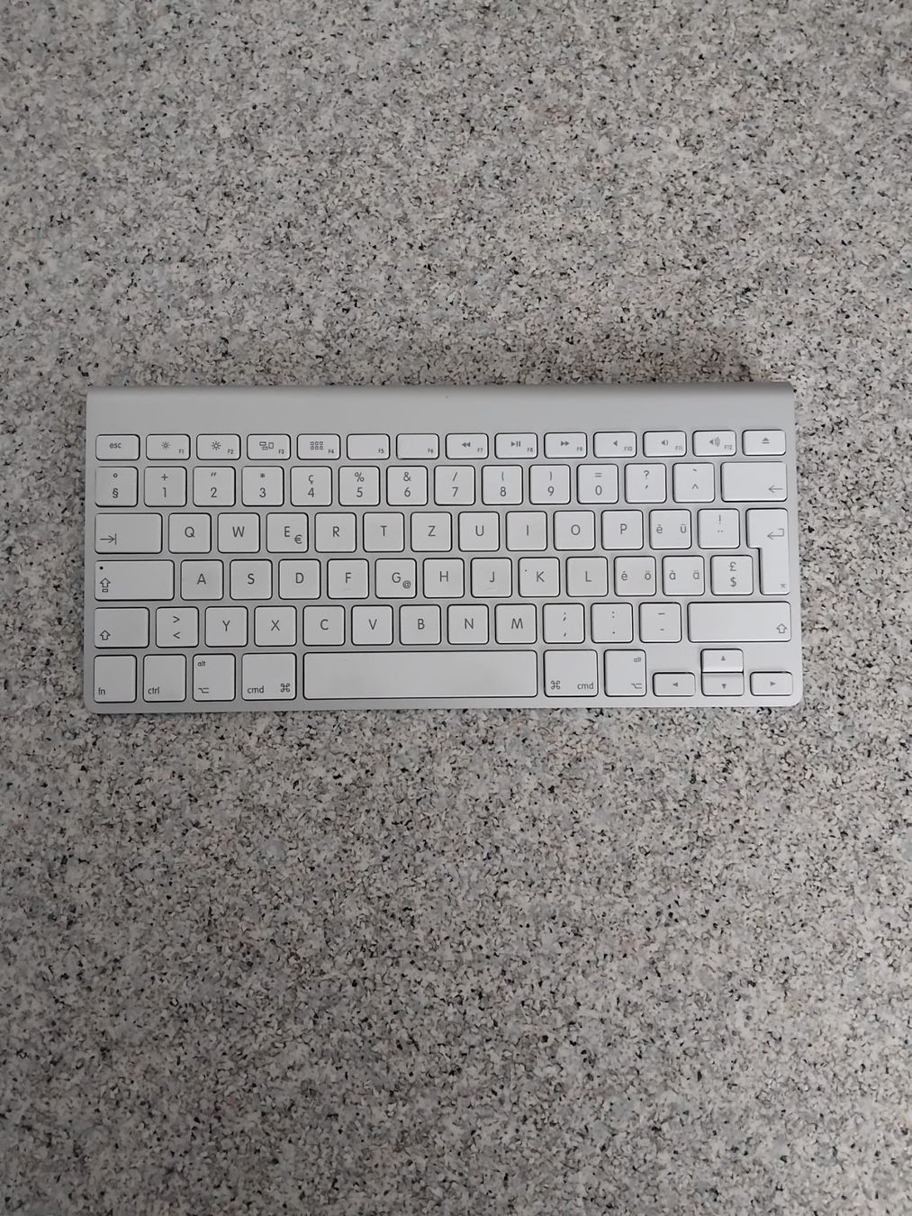 Apple Tastaturen: Apple Magic Keyboard mit Ziffernblock  Layout Ohne Batterie – Neu (gemäss Beschreibung) aus Ruswil von Swissflip 1