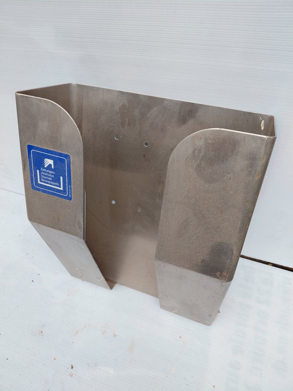 Sonstiges für Haushalt & Wohnen: Porte-journaux CFF – Gebraucht aus Noiraigue von pel_ny7d