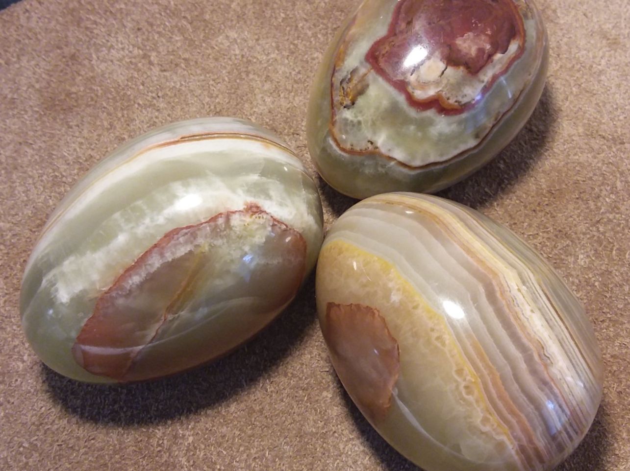 Minerali & Pietre curative: 3 handpolierte Onyx Marmor Steine – Usato da Zürich venduto da SciTec 8
