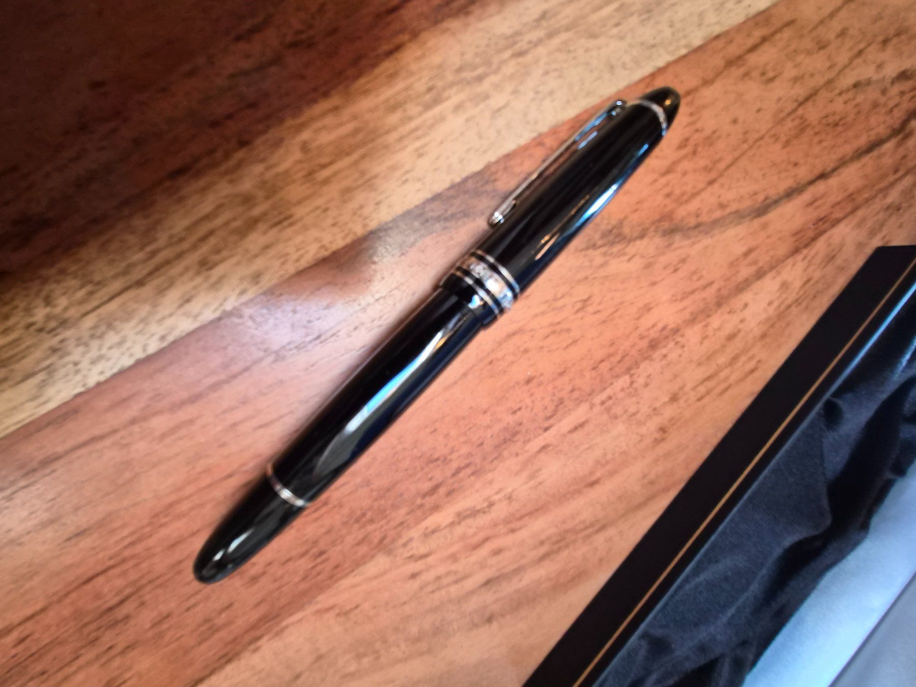 Montblanc Penna & Evidenziatori: MONT BLANC ROLLER – Nuovo e nell'imballaggio originale da Schönenberg ZH venduto da heaangst 2