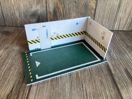 Diorama 1:24 Garage Modell Auto grün