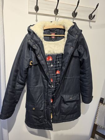 Derbe Winterjacke dunkelblau gefüttert Grösse 38 