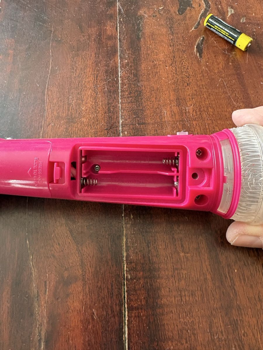 Giocattoli: Microphone rose Barbie "Pink Rocks" pour enfant – Usato da Vufflens-la-Ville venduto da newlifegva 5