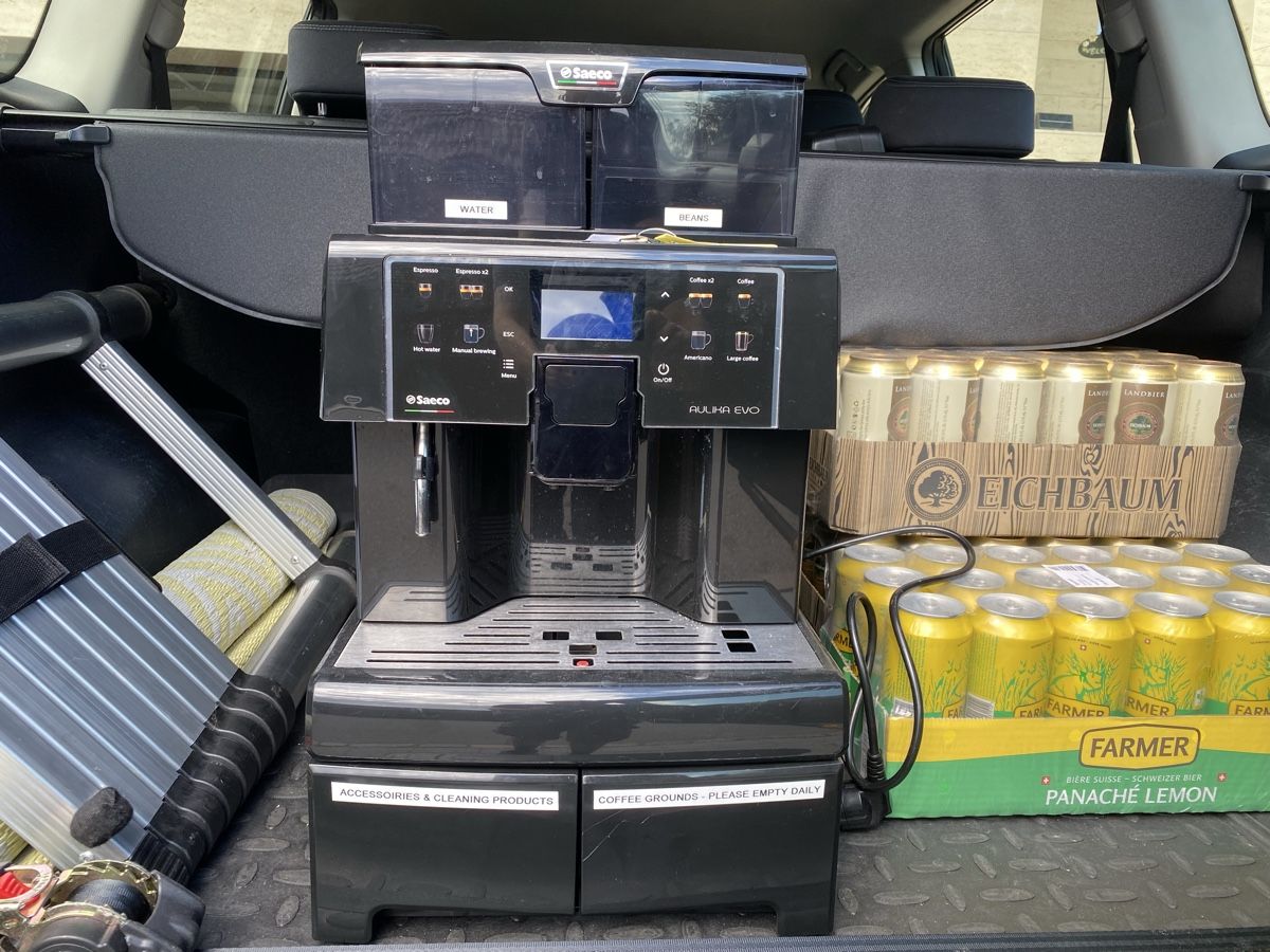 Saeco Macchine per caffè & Macchine per espresso: Saeco Vollautomatis Kaffeemaschine Büro oder Geschäft – Usato da Birrwil venduto da Bendegriz 1