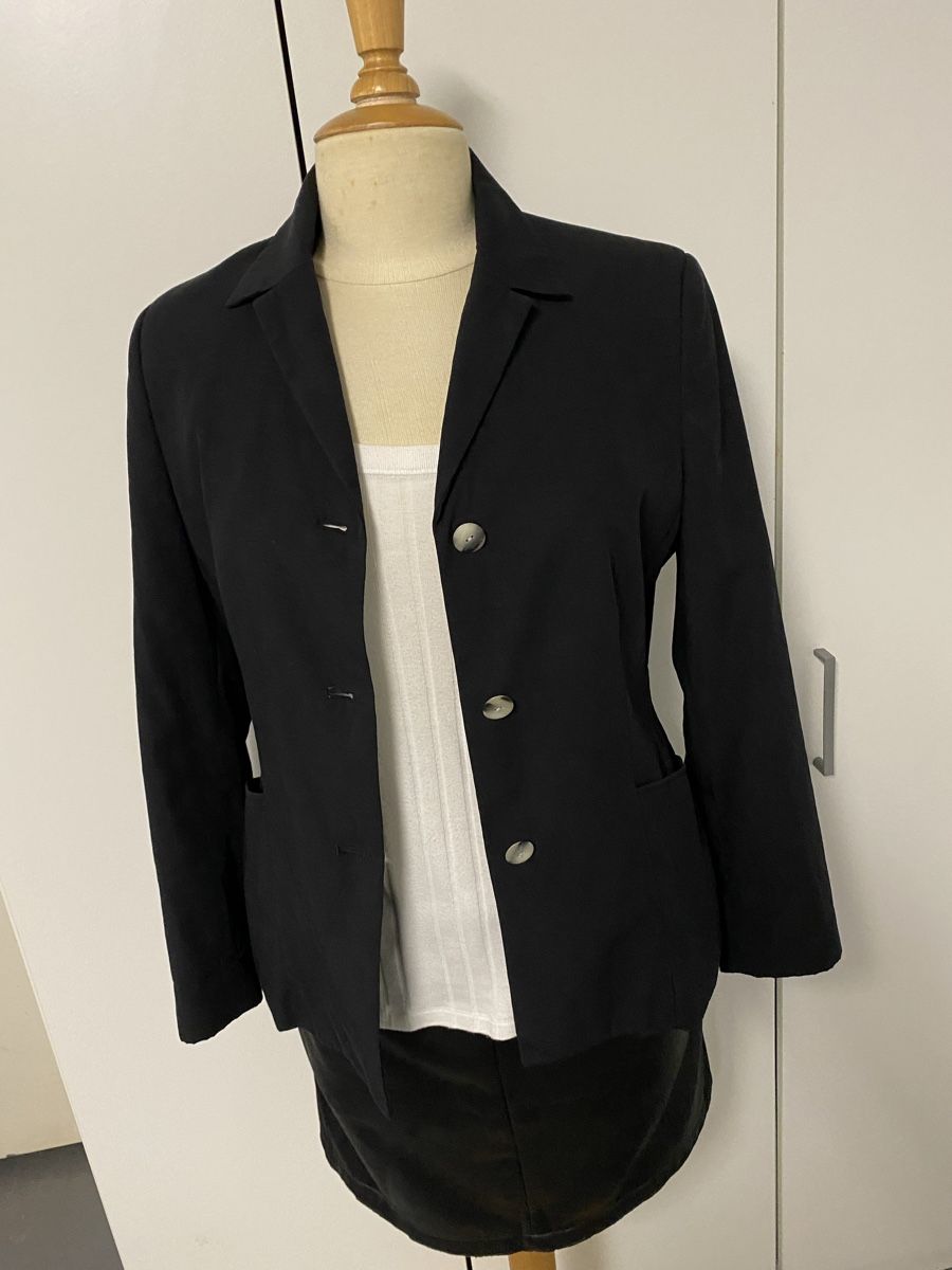 Jacken: Eleganter schwarzer Vintage Blazer Gr. 38 – Gebraucht aus Biel-Benken BL von PANORMUS 1