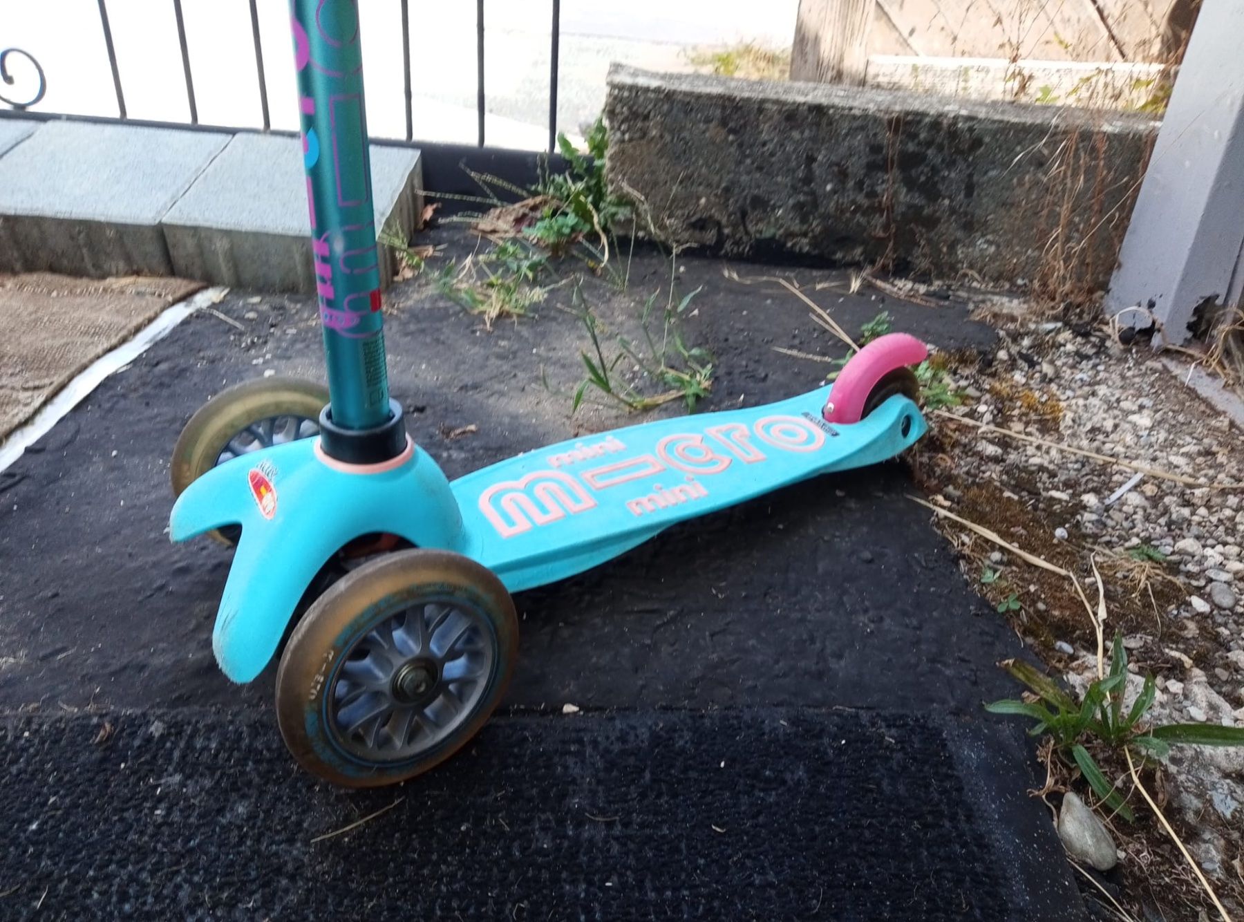 Kickboard: Trottinette enfant M-cro – D'occasion à Bienne par Daniel_Schader