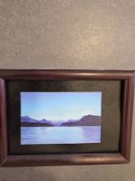 Kleines gerahmtes Bild Schweizer Berglandschaft / See | Holz