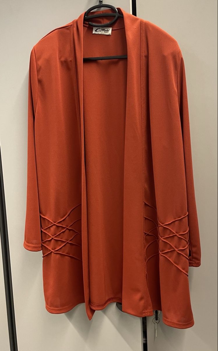 Giacche: Damen Cardigen C.Mode Paris rostrot Grösse M neu – Nuovo (secondo la descrizione) da Au ZH venduto da Jaggy4