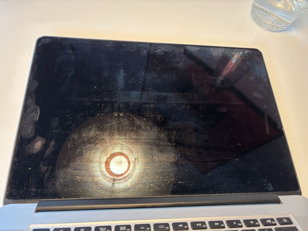 Apple Notebook: MacBook Pro 15", 2015, 256mb – Usato da Bern venduto da lieblingssachen 2