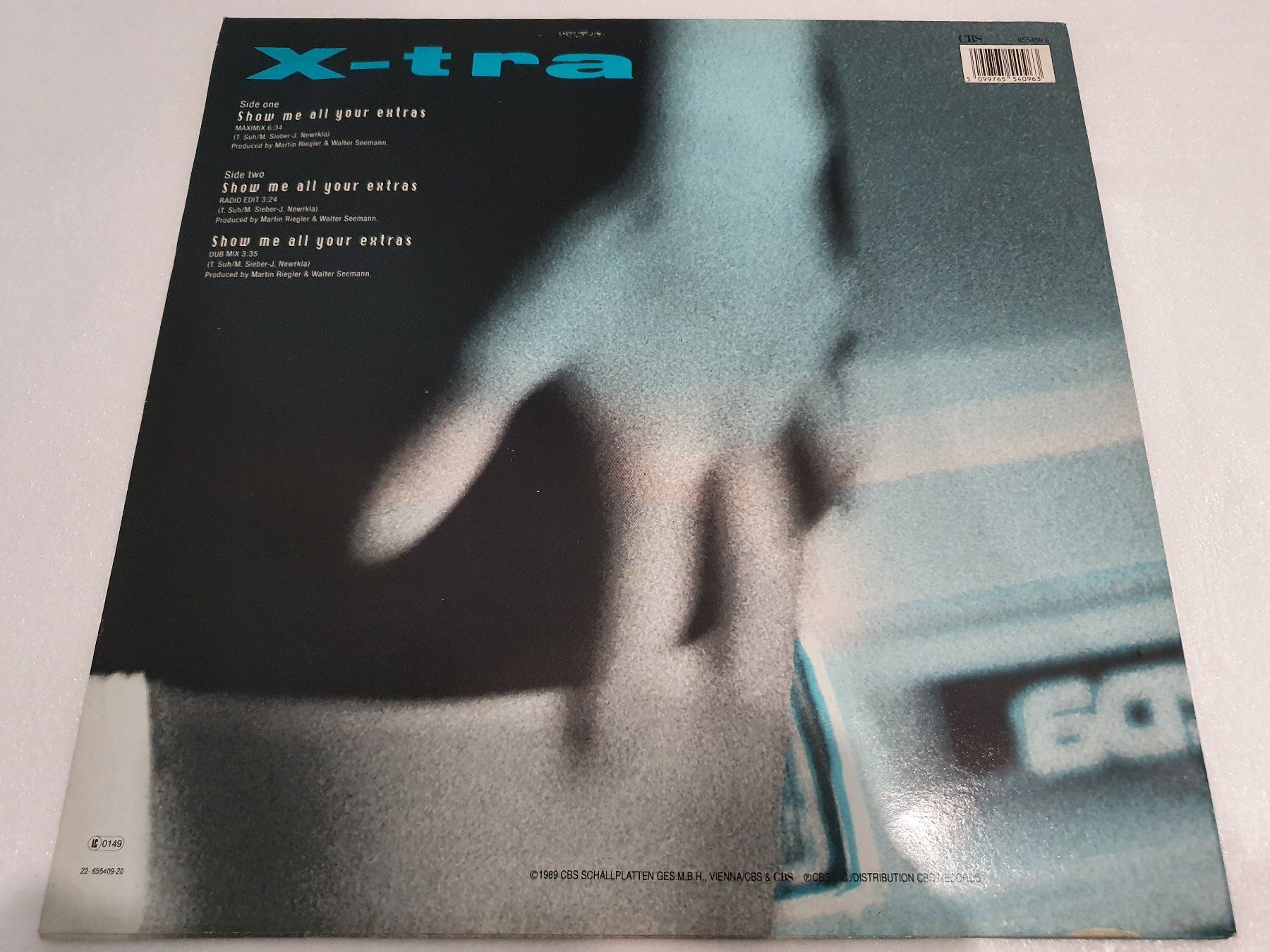 Dischi in vinile: X-Tra – Show Me All Your Extras – Usato da Uster venduto da Vinyl-Leidenschaft 1