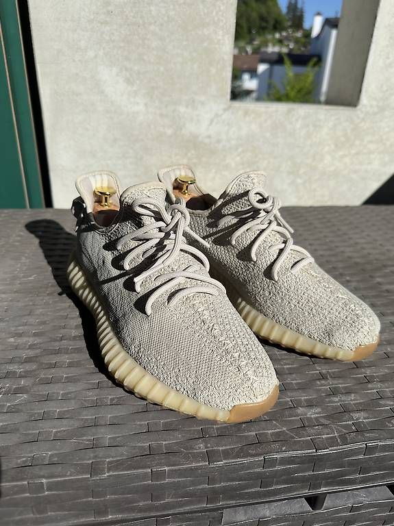 Scarpe da uomo: Adidas Yeezys Gr 41.5 – Usato da Zürich venduto da Babanos7