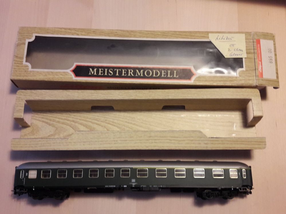 Liliput 334594 - Voiture voyageurs 2ieme classe verte logo encadré - HO ( 1:87
