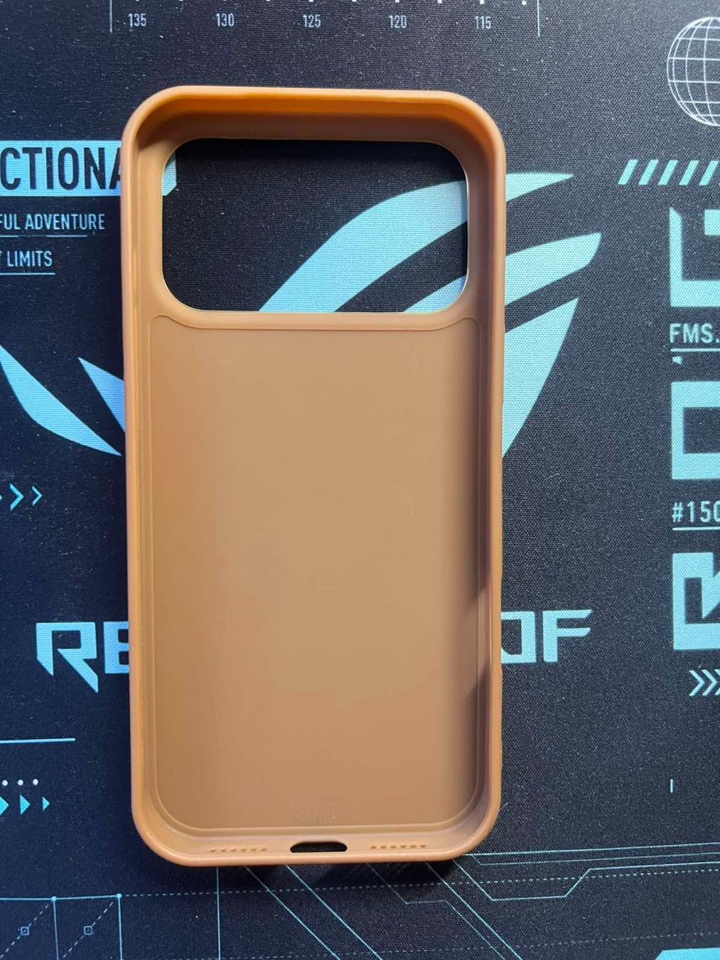 Cover & Protezioni schermo: Hülle für iPhone 17 Pro Max. Coque pour iPhone 17 Pro Max – Nuovo e nell'imballaggio originale da St-Cergue venduto da max_snn5 1