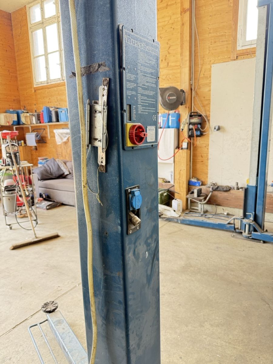 Sonstiges Fahrzeugzubehör: autolift nussbaum – Gebraucht aus Tschugg von polog41 2