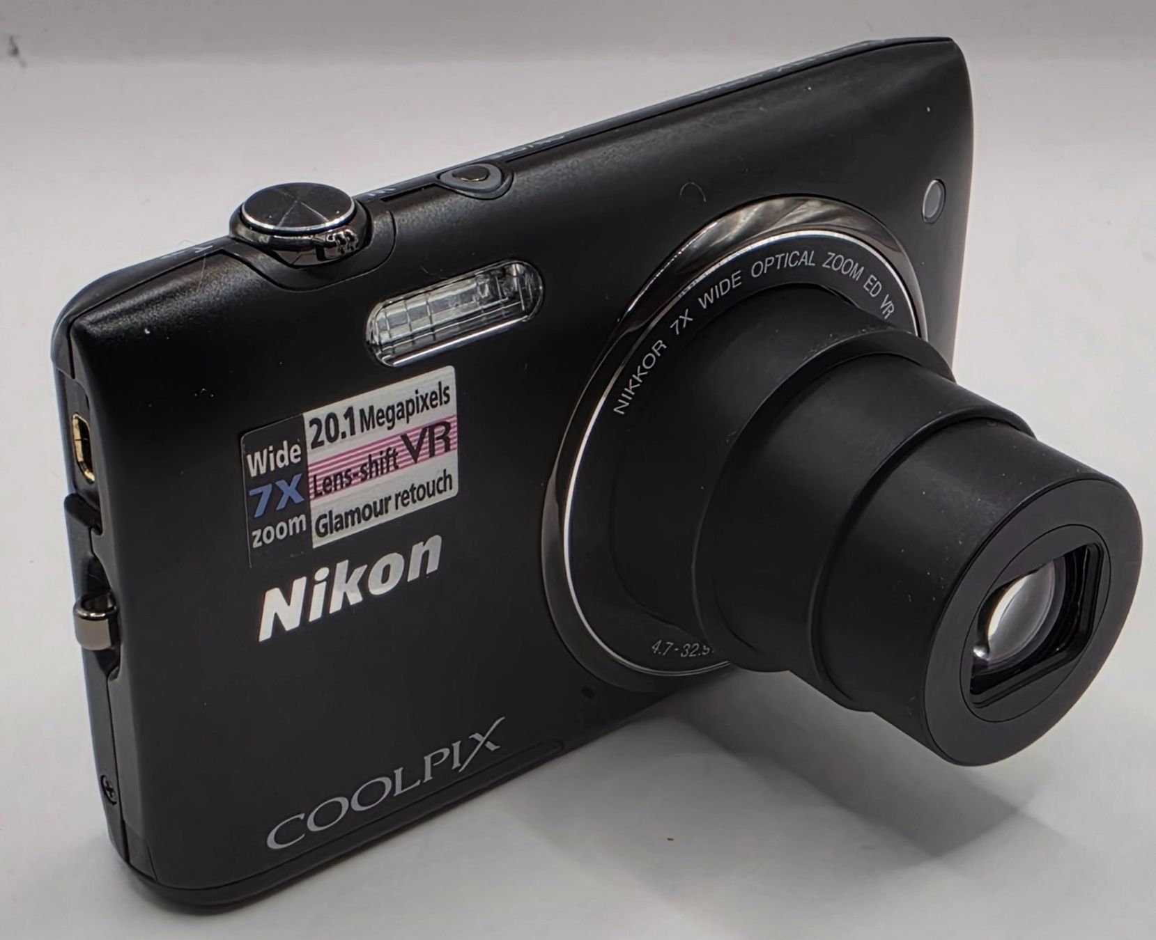 Nikon Appareil photo: Nikon Coolpix S3500 – D'occasion à altendorf par keskomat