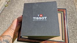 boite de montre Tissot swiss watches
