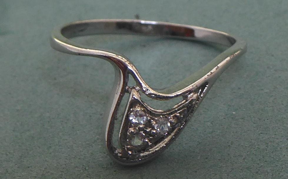 Anelli: Ring 925 Silber mit synthetischen Steinchen – Usato da Muri AG venduto da silvermouse007 2