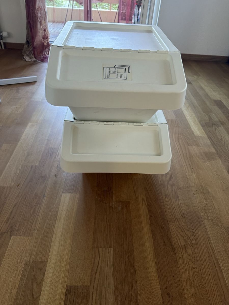 Ikea Contenitori & Simili: Kunststoff-Boxen weiss 2 Stueck gebraucht – Usato da Dällikon venduto da NazmiB 2