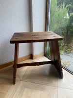Antiker Holzhocker