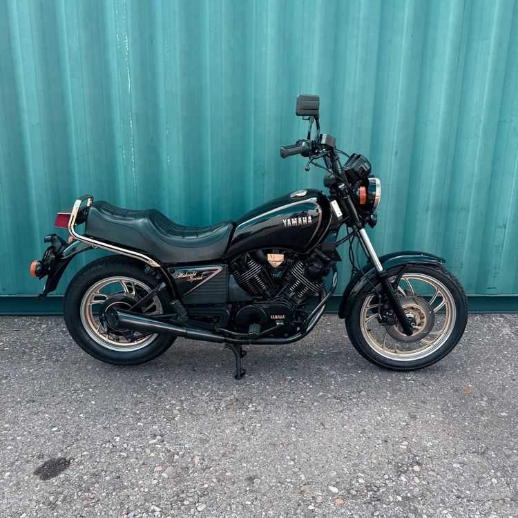MIOT Lagerauktion - YAMAHA XV 1000 SE Midnight (Gebraucht) in Oberhofen ...