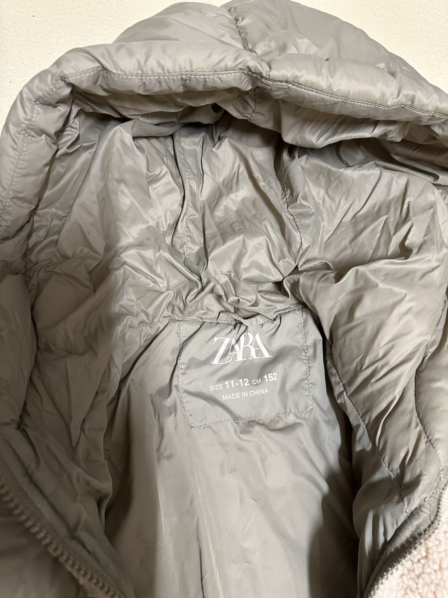 Zara Giacche: Zara Grey Fleece Padded Hooded Jacket – Usato da Zürich venduto da MariiaR 1