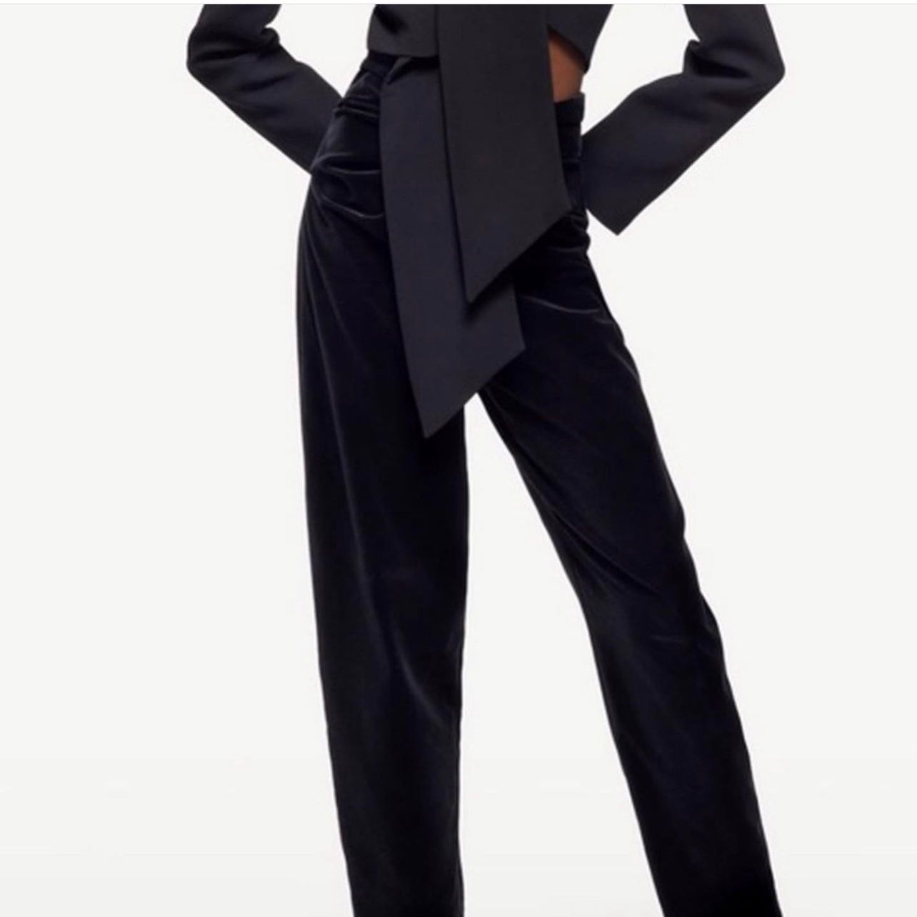 Pantalons: Zara pants – Neuf avec emballage d'origine à Opfikon par ari_7yn2