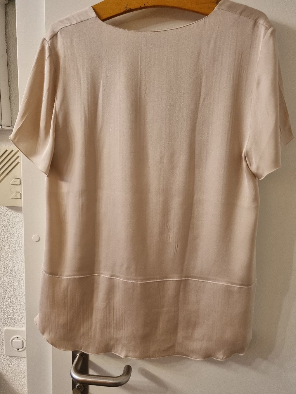 Hugo Boss Camicette: Hugo Boss Seidenbluse Gr. M – Usato da Thalwil venduto da Briscolina 1
