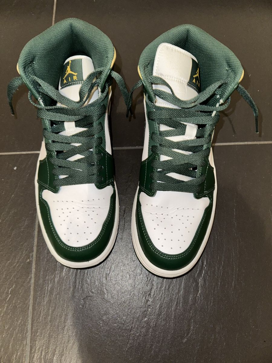 Jordan Scarpe da uomo: Air Jordan 1 Mid – Nuovo (secondo la descrizione) da St.Gallen venduto da Ha-Ha 3