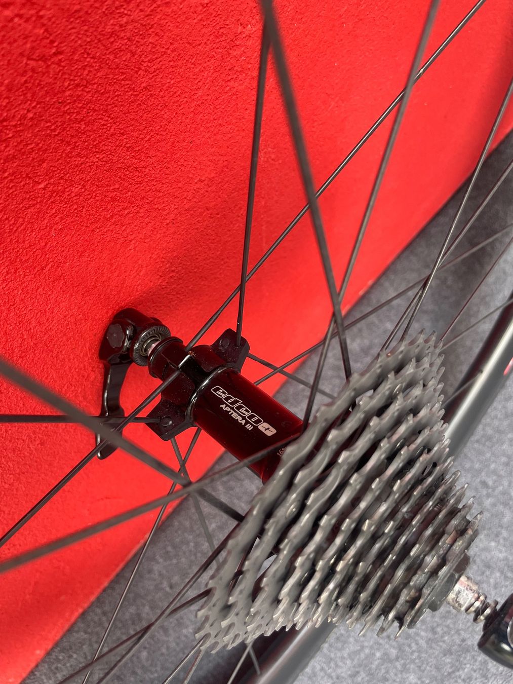 Edco Pneumatici & Ruote complete: Roue carbone Edco – Usato da Chézard-St-Martin venduto da GJelo 3