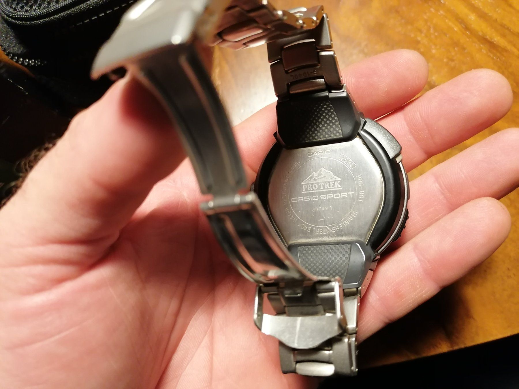 Casio Uhren: ProTrek PRG-80 / Casio 2894 – Gebraucht aus Wünnewil von  2