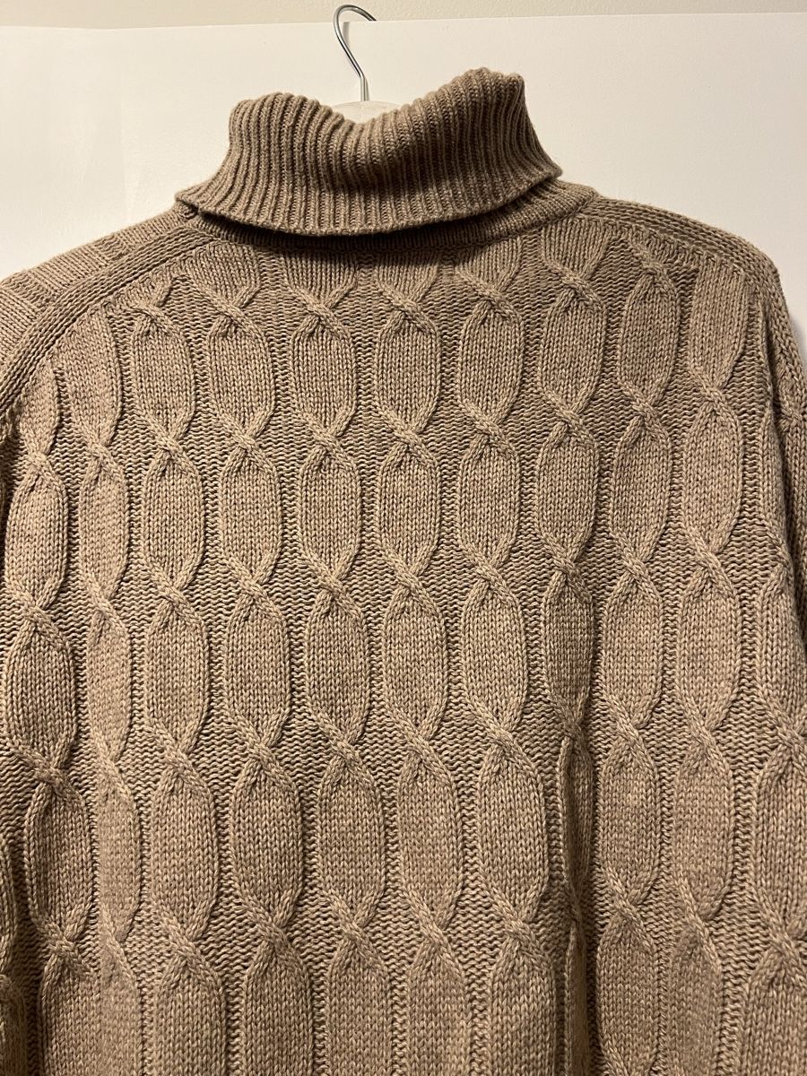 Maglioni & Felpe: Schöner Woll Pullover Beige mit Zopfmuster – Usato da Luzern venduto da Woodbee44 1