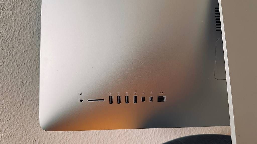 Apple PC: Apple iMac 27" Late 2013 inkl. Apple Keyboard & Magic Mouse – Usato da St. Gallen venduto da Jvor 2