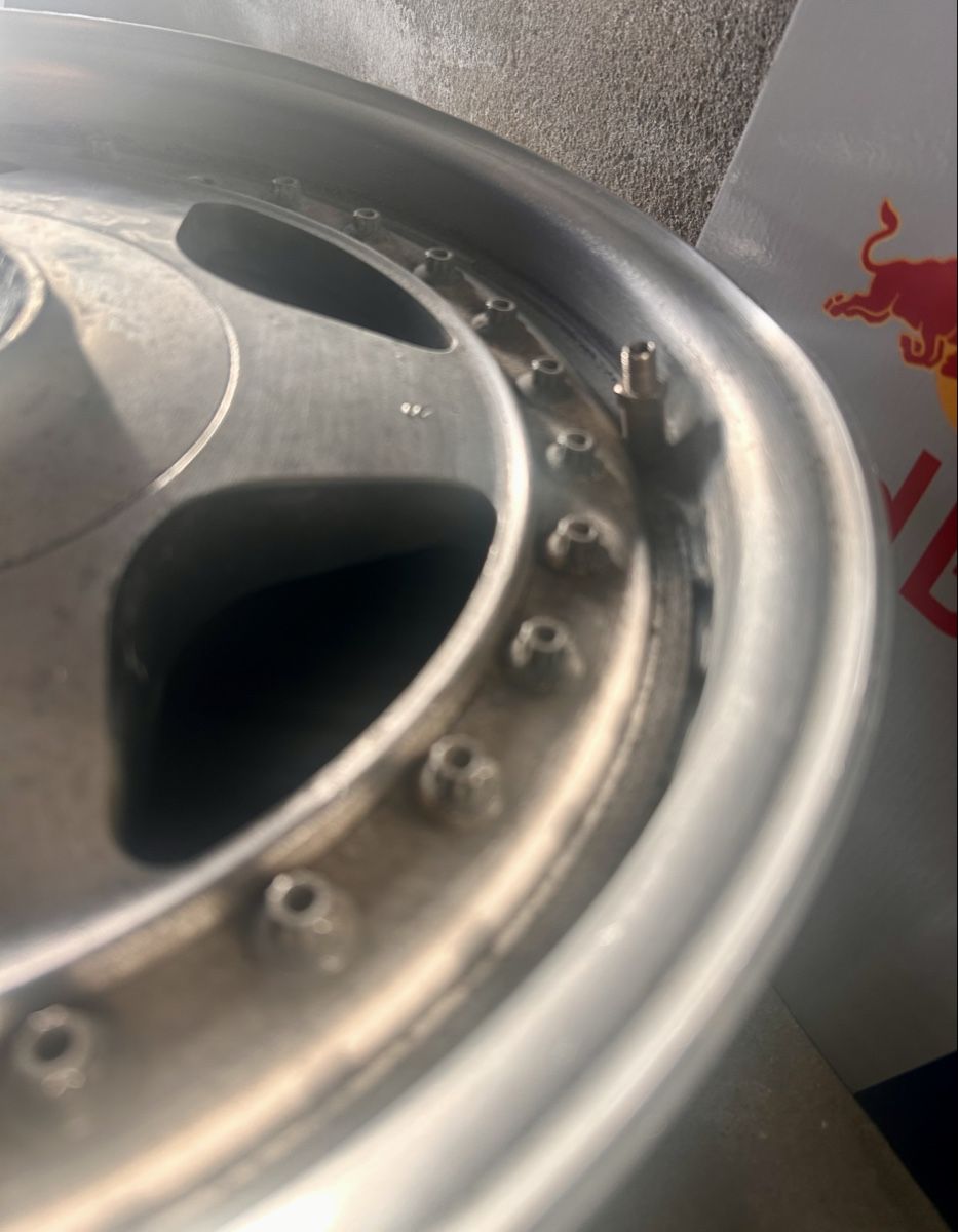 OZ Racing Cerchioni: Jantes OZ Fittipaldi – Difettoso da Fribourg venduto da rs19 4