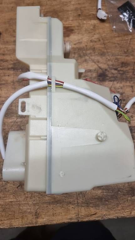 WC: bolier geberit wc 8000 und plus – Usato da jonschwil venduto da hornschlitten 2