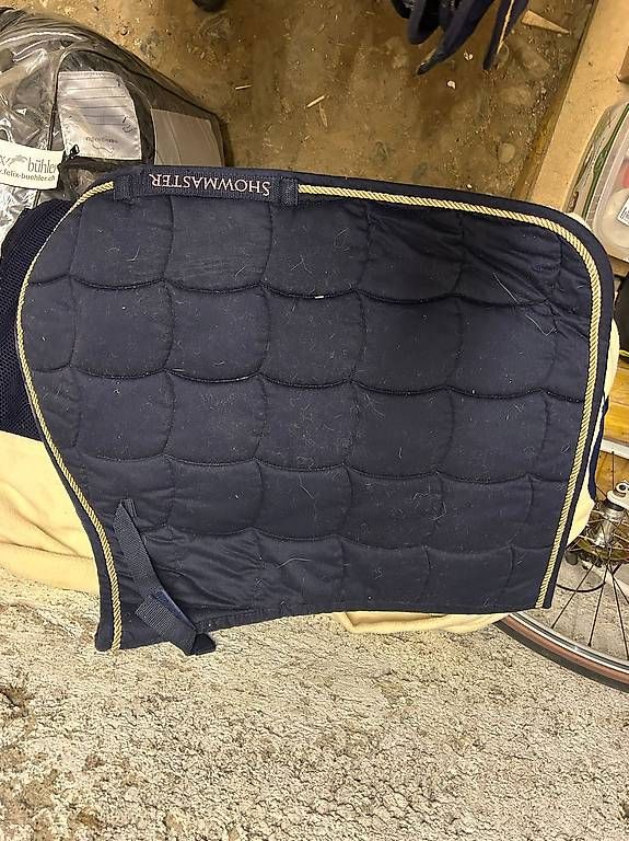Coperte: 4 Reit-Schabracken – Usato da Bern venduto da PhilippHa12 2