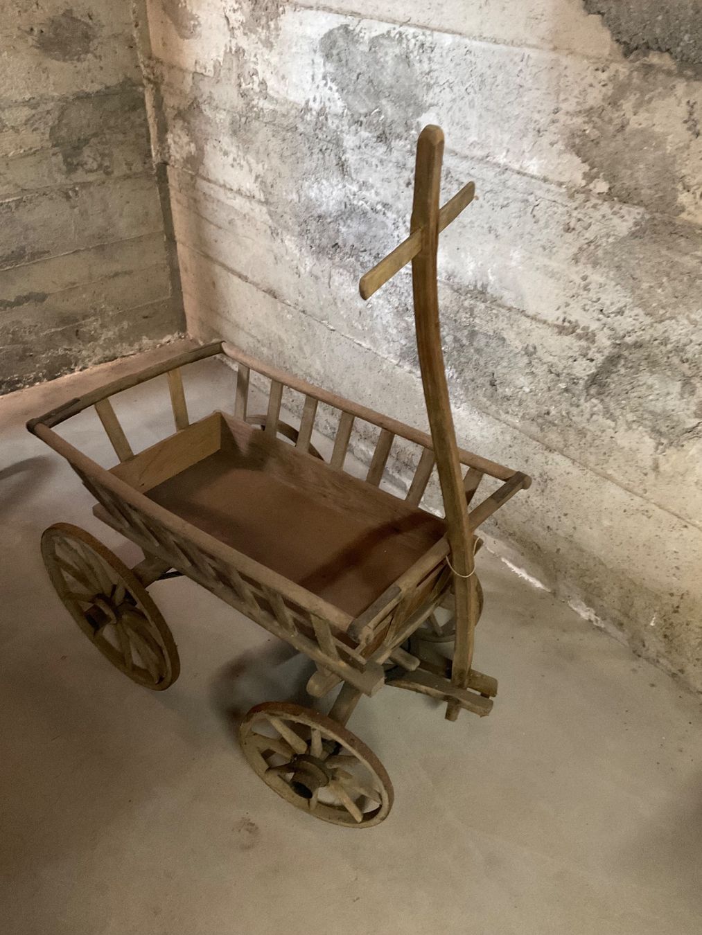 Schubkarren: Leiterwagen / Holzwagen / Antik – Gebraucht aus aarwangen von Butzi99