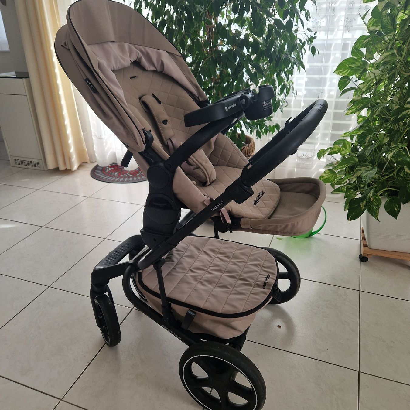 Easywalker Carrozzine: Easywalker harvey 5 premium Taupe – Usato da Wallisellen venduto da gra_6cts 1