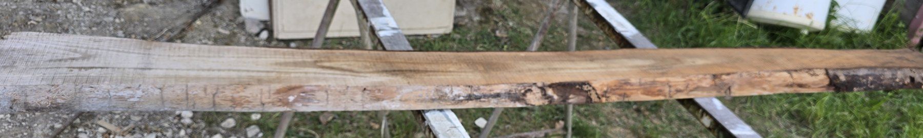 Articles en bois: Altes Holzbrett – D'occasion à Rorschacherberg par snOOpydOg11 1