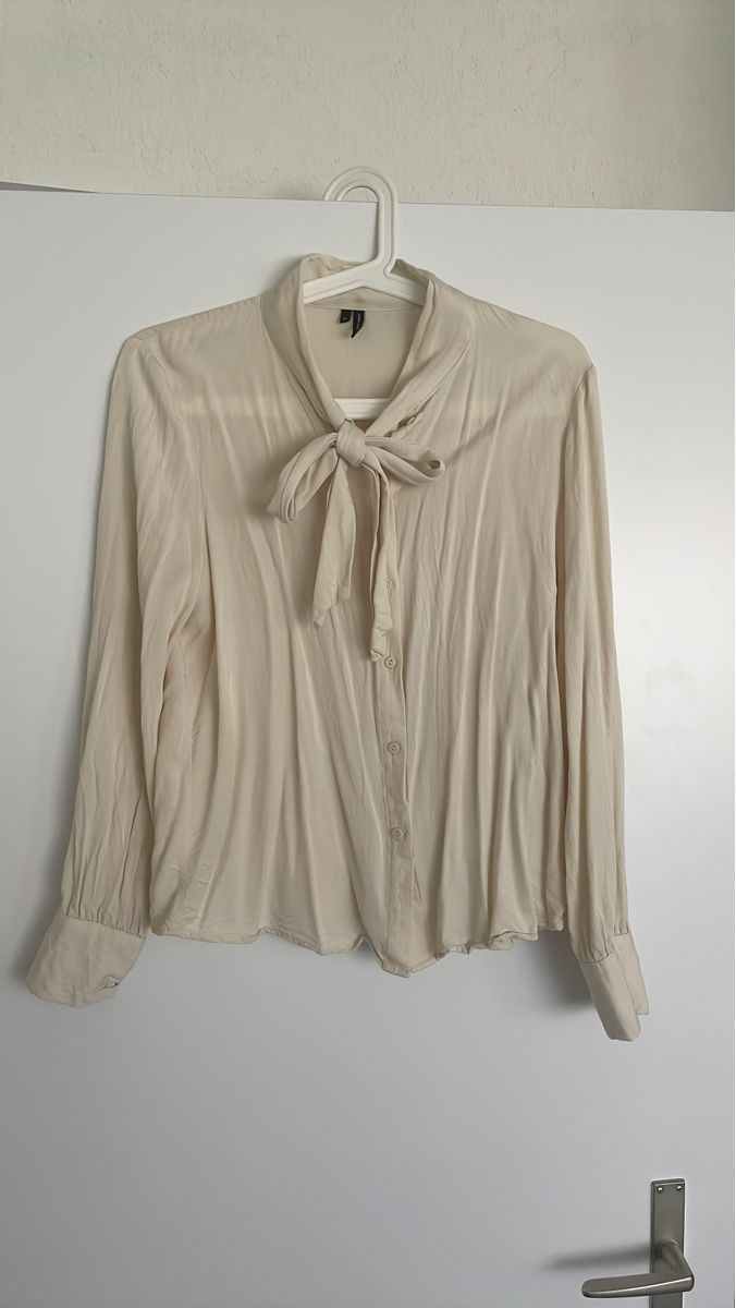 Vero Moda Camicette: Bluse aus Viskose - Grösse S/M – Usato da Pfäffikon ZH venduto da so.ni
