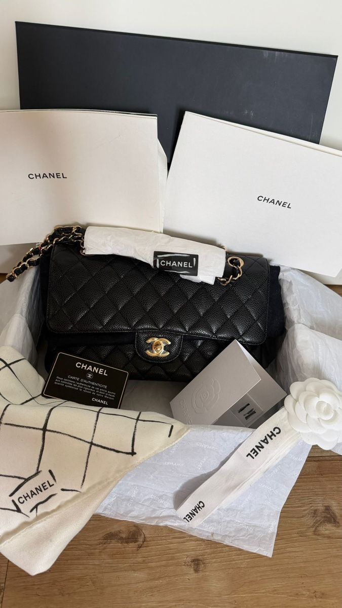 Chanel Borse da donna: Chanel Classic Timeless Medium Double Flap Black Caviar/Grai – Usato da Münchenstein venduto da watchpatrol