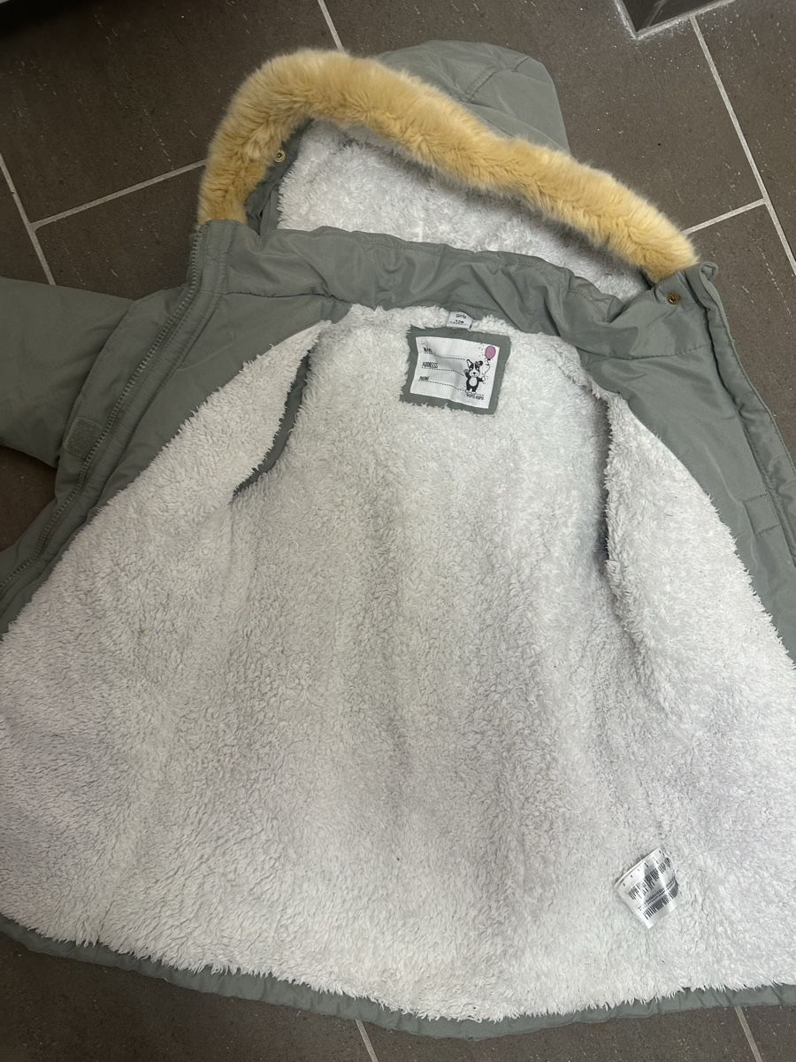 Jacken & Mäntel: Mantel Jacke Grösse 128 – Gebraucht aus Busswil von billib 2