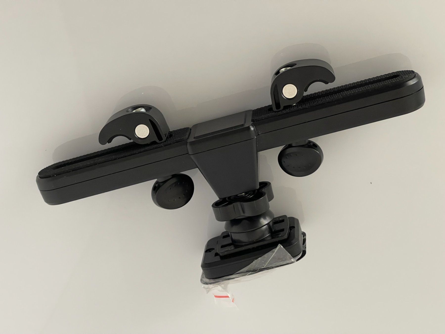 Supporti a parete: Universal Kopfstützen Halterung Tablet Halter – Usato da Jonen venduto da BMWE369 1