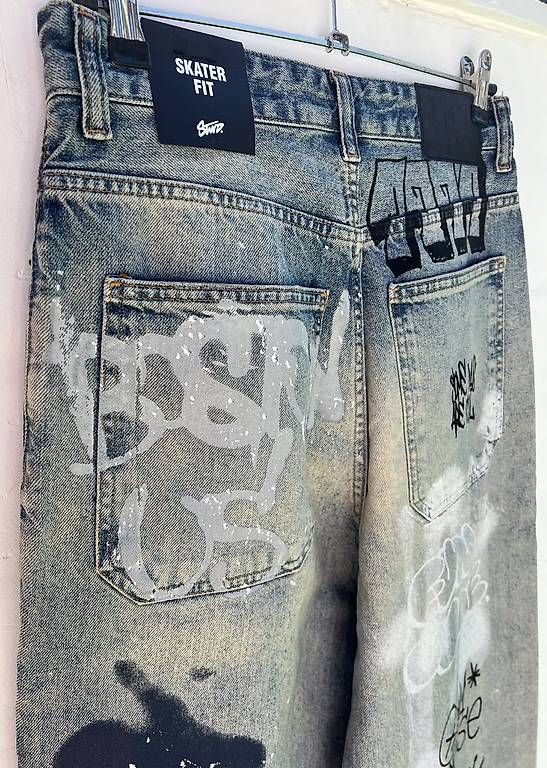 Jeans: Jeans mit Print Neu mit Etikett – Nuovo e nell'imballaggio originale da Tagelswangen venduto da fireiceprincess 2