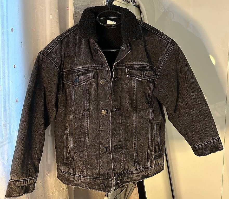 Jacken: Jeansjacke Jacke  122 – Gebraucht aus Buchs AG von Cres3