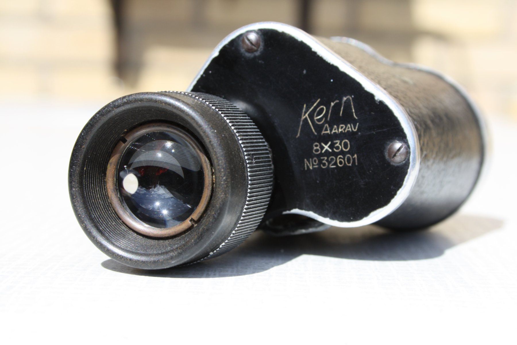 Kern Binocoli: KERN AARAU MONOKULAR 8x30 – Usato da Wauwil venduto da Vintagesky
