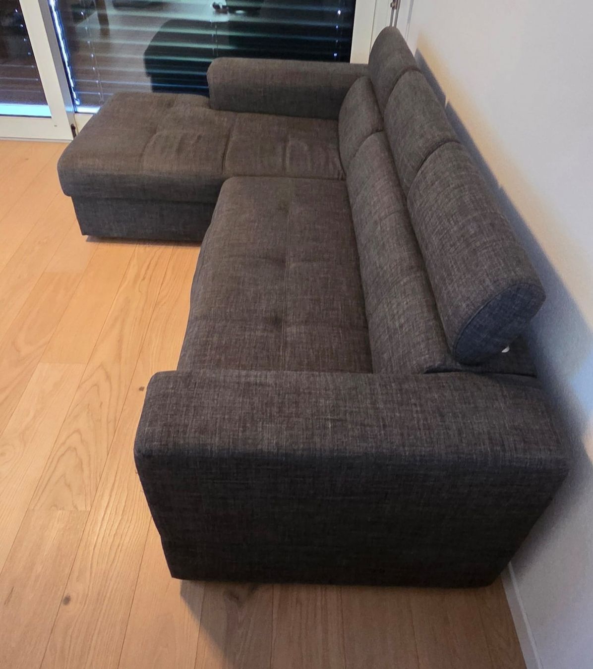 Sofas: Eck-Sofa anthrazit mit Bettfunktion und Bettkasten – D'occasion à Gwatt (Thun) par Taipan49 1