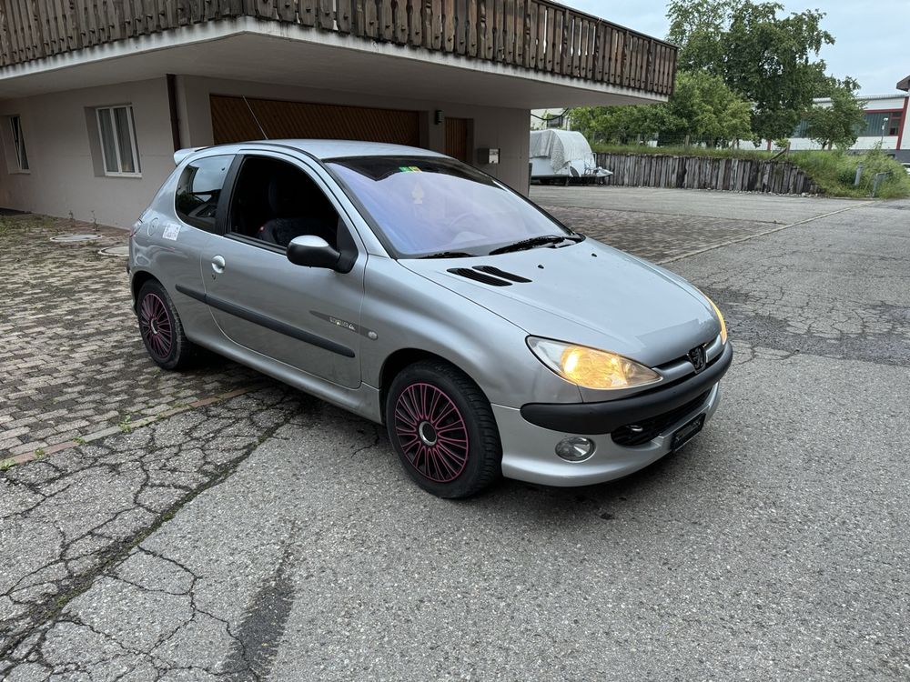 Peugeot 206