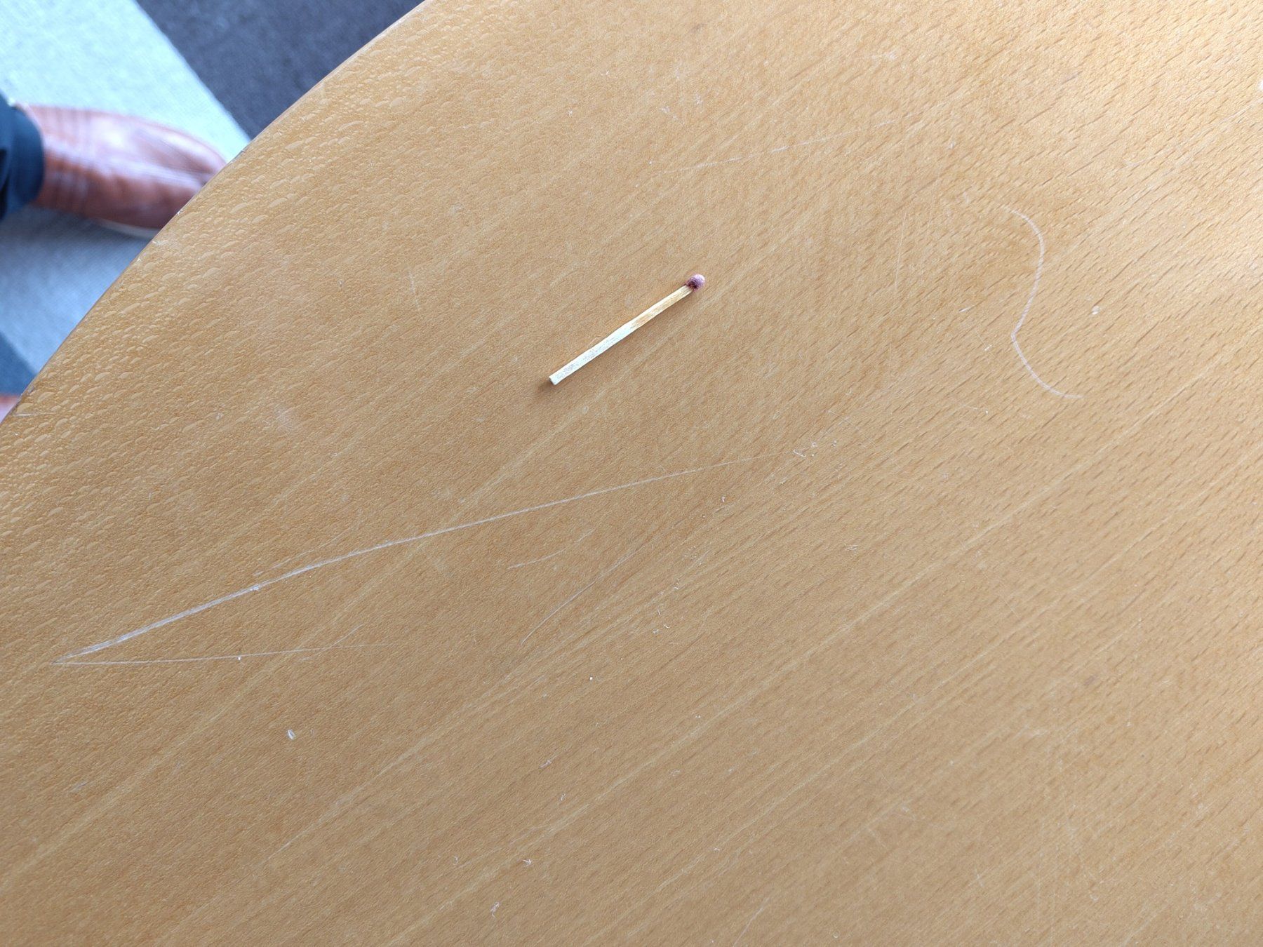 Tavoli: Designklassiker USM Kitos rund Buche 90cm – Usato da Meilen venduto da Luchskralle 2