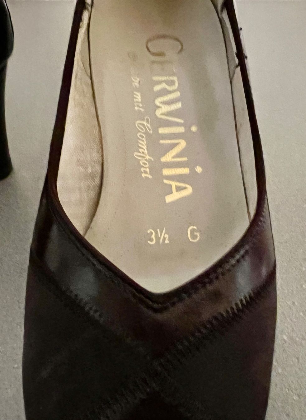 Damenschuhe: Neuer brauner Pumps von Gerwinia Grösse 3,5 – Neu (gemäss Beschreibung) aus Wallbach von 10merlin 4