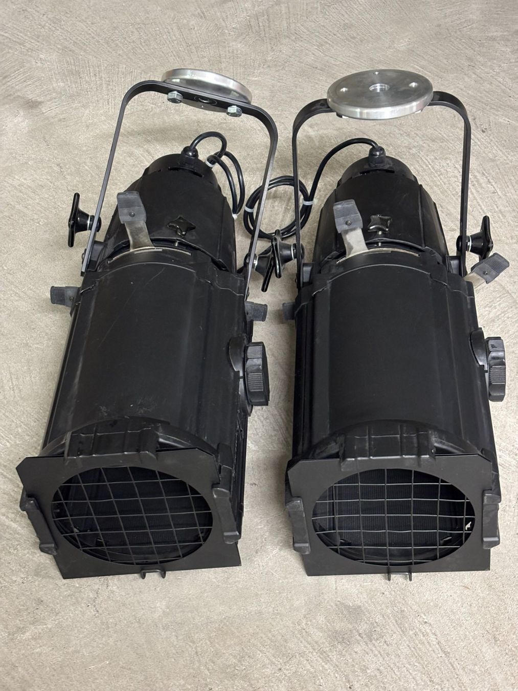 Lampes: Bühnenlampen – D'occasion à Hinwil par fac_688b